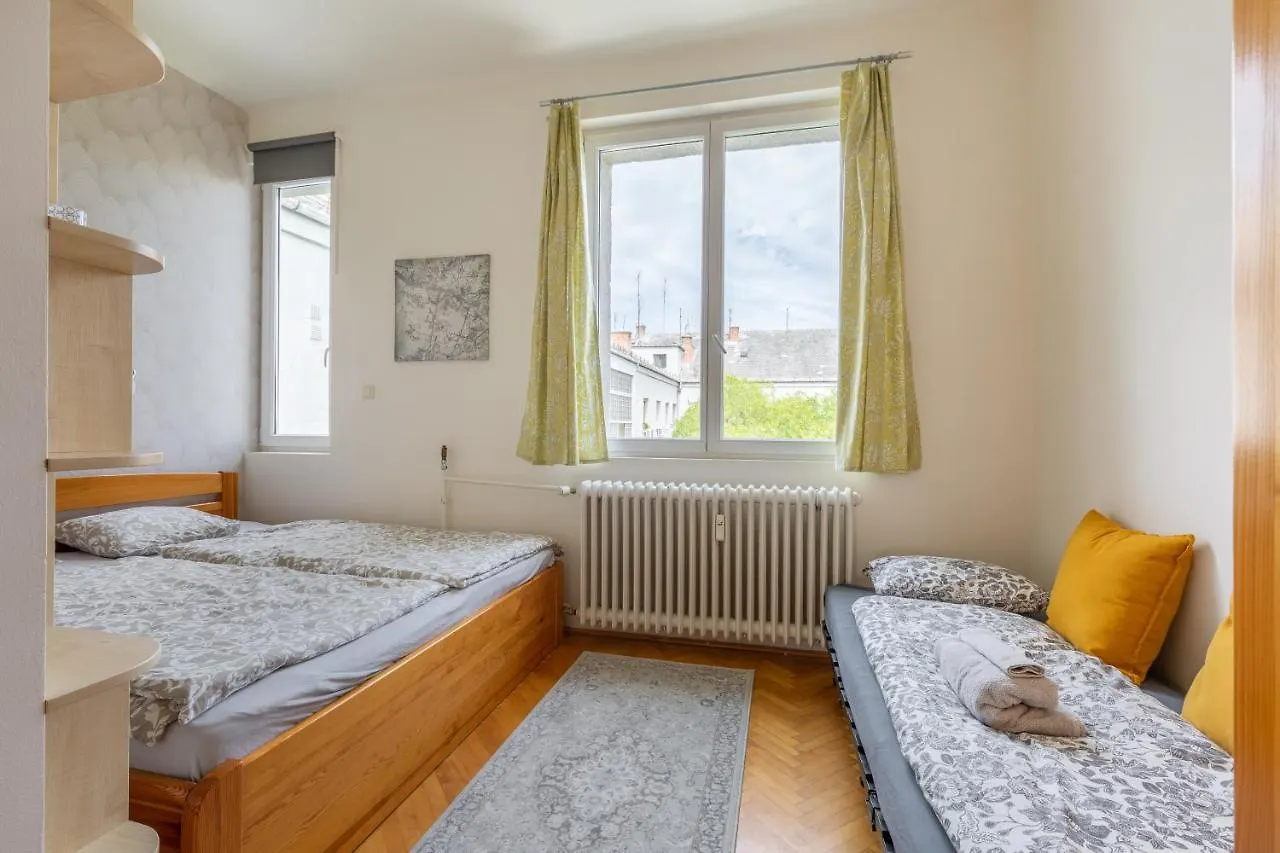 Frankel 55 Apartman Budapest Apartment 0*,
